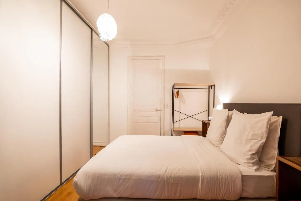Veeve - Vivid, Vivace Apartment Paris 0*,  France